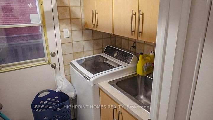 Photo 7 at 14 Large Court, Westgate, Brampton