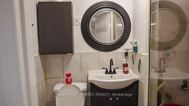 Photo 11 at 14 Large Court, Westgate, Brampton