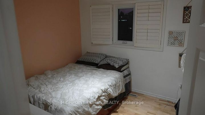 Photo 14 at 14 Large Court, Westgate, Brampton