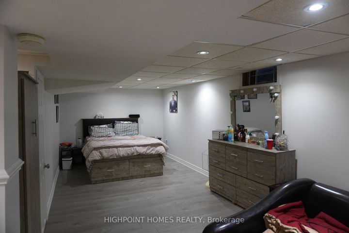 Photo 18 at 14 Large Court, Westgate, Brampton