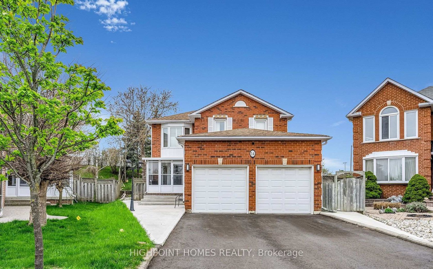 14 Large Court, Westgate, Brampton 2