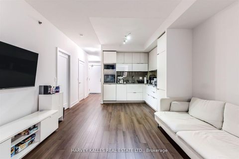 Photo 15 at 1508 - 318 Richmond Street W, Waterfront Communities C1, Toronto