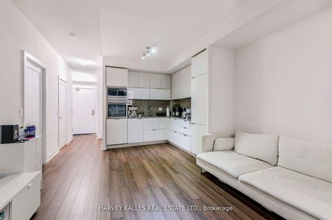 Photo 16 at 1508 - 318 Richmond Street W, Waterfront Communities C1, Toronto