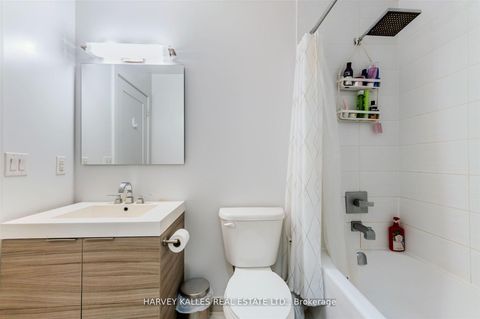 Photo 23 at 1508 - 318 Richmond Street W, Waterfront Communities C1, Toronto