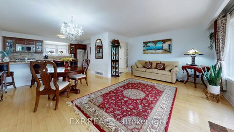 Photo 8 at 77 Letchworth Crescent, CFB, Toronto