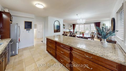 Photo 12 at 77 Letchworth Crescent, CFB, Toronto