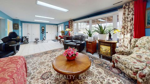 Photo 32 at 77 Letchworth Crescent, CFB, Toronto