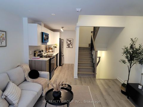 Photo 3 at 66 - 10 Calamint Lane, L'Amoreaux, Toronto
