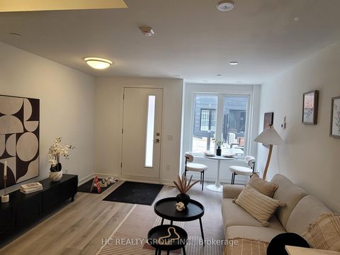 Photo 4 at 66 - 10 Calamint Lane, L'Amoreaux, Toronto