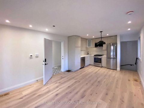 Photo 9 at 41 Rolyat Street, Bellwoods, Toronto