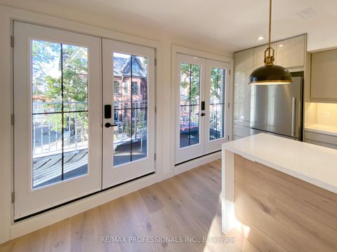 Photo 15 at 41 Rolyat Street, Bellwoods, Toronto