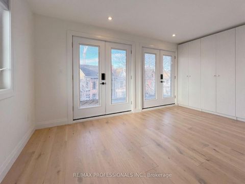 Photo 26 at 41 Rolyat Street, Bellwoods, Toronto
