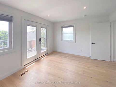 Photo 41 at 41 Rolyat Street, Bellwoods, Toronto