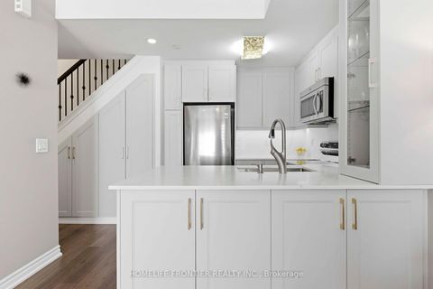 Photo 14 at 29 - 145 Long Branch Avenue, Long Branch, Toronto