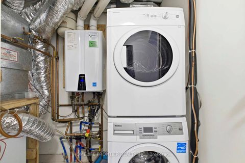 Photo 29 at 29 - 145 Long Branch Avenue, Long Branch, Toronto