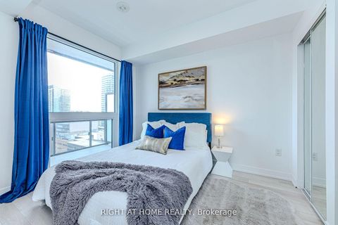 Photo 8 at 1301 - 39 Roehampton Avenue, Mount Pleasant West, Toronto