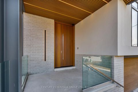 Photo 2 at 21 Farrell Avenue, Willowdale West, Toronto