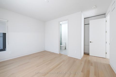 Photo 5 at 21 Farrell Avenue, Willowdale West, Toronto