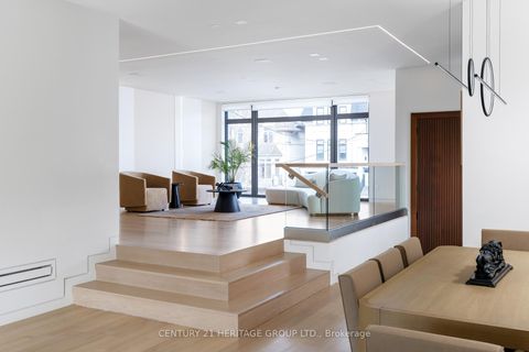 Photo 24 at 21 Farrell Avenue, Willowdale West, Toronto