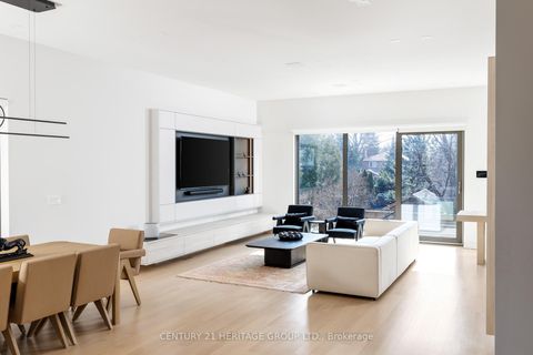 Photo 28 at 21 Farrell Avenue, Willowdale West, Toronto