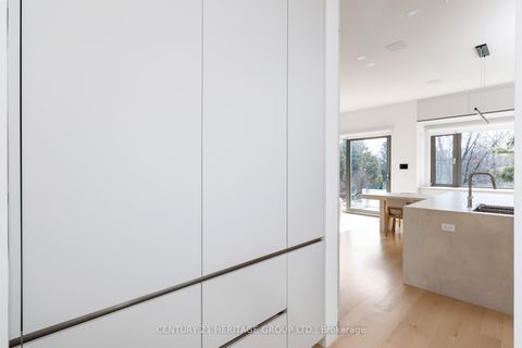 Photo 36 at 21 Farrell Avenue, Willowdale West, Toronto