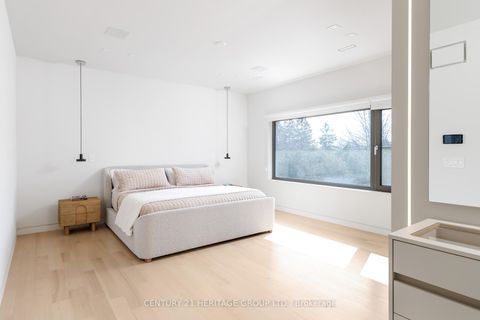 Photo 39 at 21 Farrell Avenue, Willowdale West, Toronto