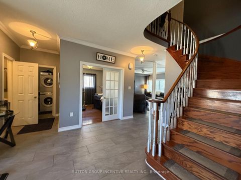 Photo 14 at 422 Mapleton Avenue, Ardagh, Barrie