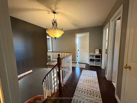 Photo 20 at 422 Mapleton Avenue, Ardagh, Barrie