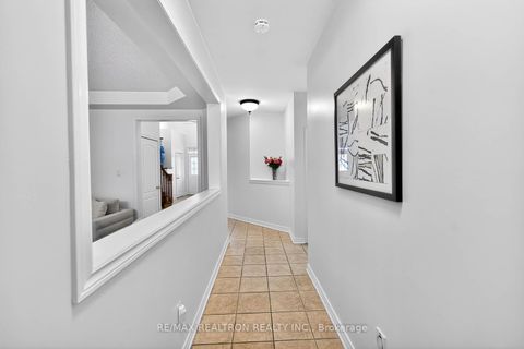 Photo 9 at 71 Timber Valley Avenue, Oak Ridges, Richmond Hill