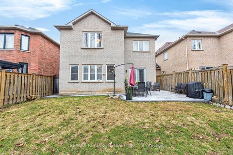 Photo 36 at 71 Timber Valley Avenue, Oak Ridges, Richmond Hill