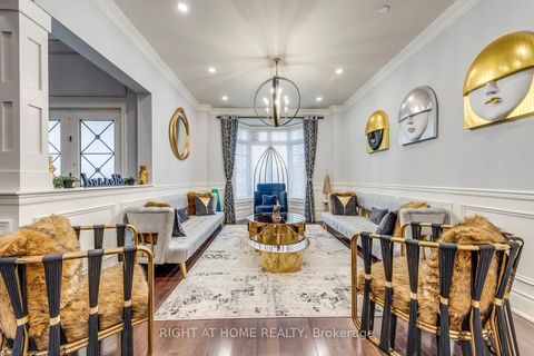 Photo 5 at 45 Torgan Trail, Kleinburg, Vaughan