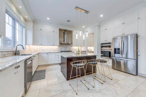 Photo 18 at 45 Torgan Trail, Kleinburg, Vaughan