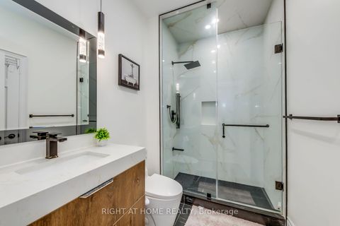 Photo 42 at 45 Torgan Trail, Kleinburg, Vaughan