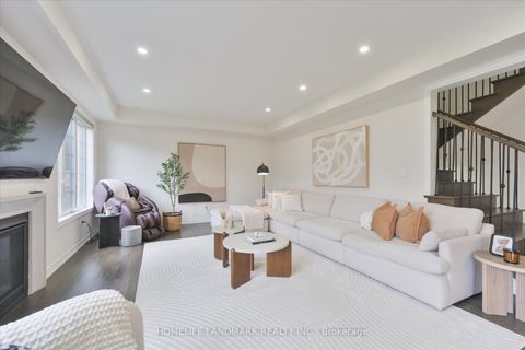 Photo 17 at 79 Bethpage Crescent, Glenway Estates, Newmarket