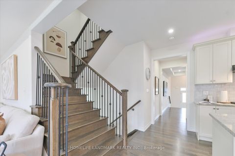 Photo 20 at 79 Bethpage Crescent, Glenway Estates, Newmarket