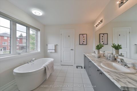 Photo 25 at 79 Bethpage Crescent, Glenway Estates, Newmarket