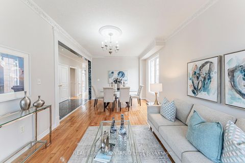 Photo 1 at 33 Kingshill Road, Oak Ridges, Richmond Hill