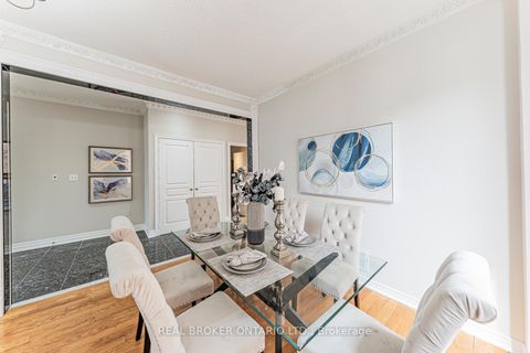 Photo 3 at 33 Kingshill Road, Oak Ridges, Richmond Hill