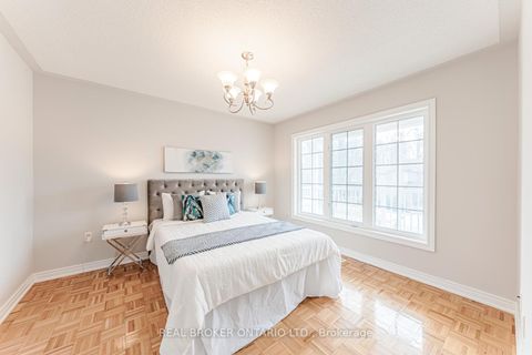 Photo 19 at 33 Kingshill Road, Oak Ridges, Richmond Hill