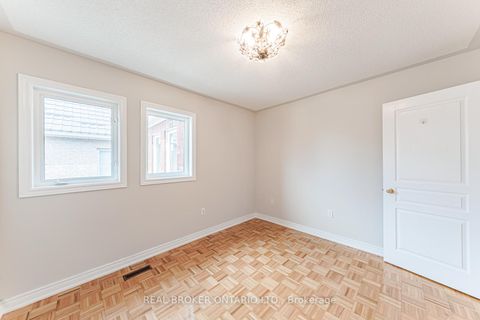 Photo 21 at 33 Kingshill Road, Oak Ridges, Richmond Hill