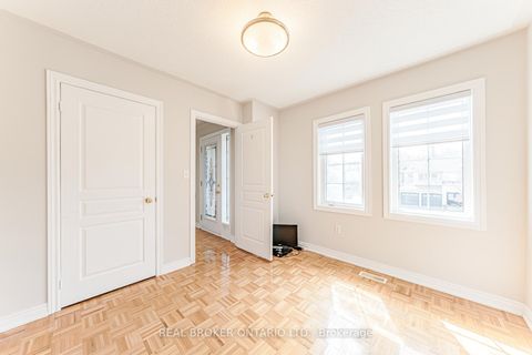 Photo 23 at 33 Kingshill Road, Oak Ridges, Richmond Hill