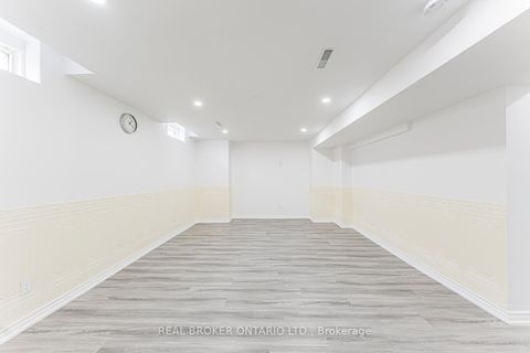 Photo 29 at 33 Kingshill Road, Oak Ridges, Richmond Hill