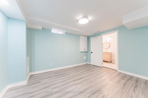 Photo 33 at 33 Kingshill Road, Oak Ridges, Richmond Hill