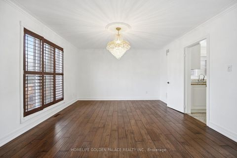 Photo 11 at 394 Patricia Avenue, Newtonbrook West, Toronto