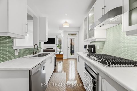 Photo 16 at 70 Torah Gate, Patterson, Vaughan