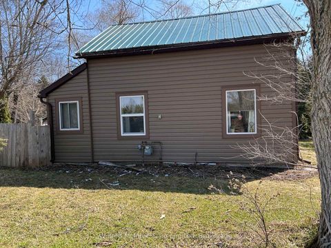 Photo 3 at 401866 Grey 4 Road, West Grey