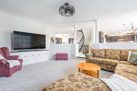 Photo 16 at 11 Berry Court, Ardagh, Barrie