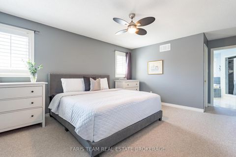 Photo 21 at 11 Berry Court, Ardagh, Barrie