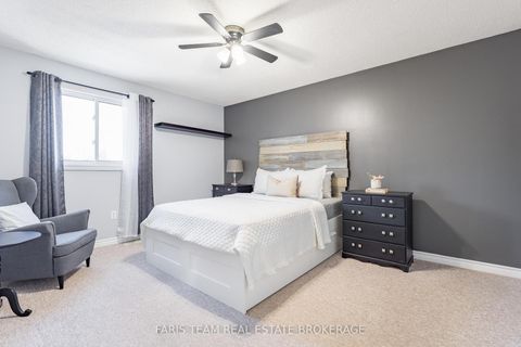 Photo 26 at 11 Berry Court, Ardagh, Barrie