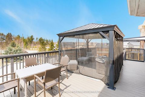 Photo 36 at 11 Berry Court, Ardagh, Barrie